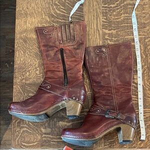 Dansko Leather Boots Size 39